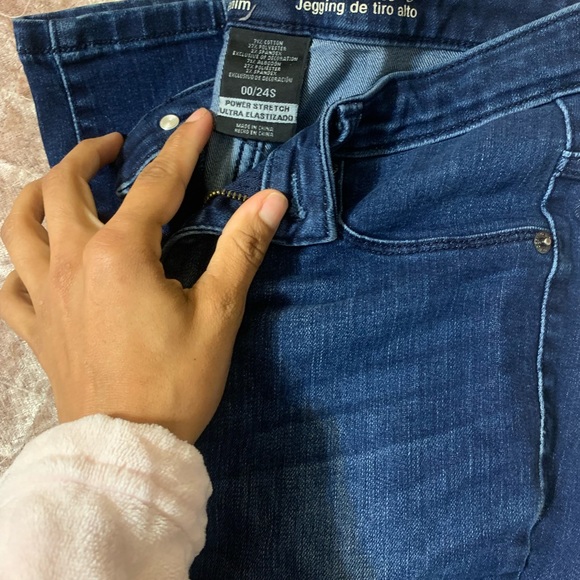 High Rise Jeggings - Picture 4 of 4